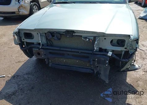 2005 Mercury Grand Marquis Gs из США, поврежденный, VIN 2MEFM74W85X650742